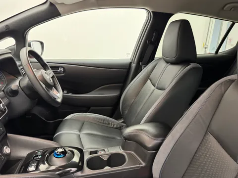 NL22WXJ Nissan LEAF 160kW e+ Tekna 59kWh 5dr Auto Thumbnail #16