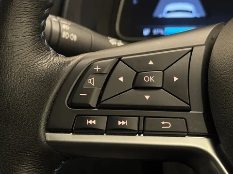 NL22WXJ Nissan LEAF 160kW e+ Tekna 59kWh 5dr Auto Thumbnail #24