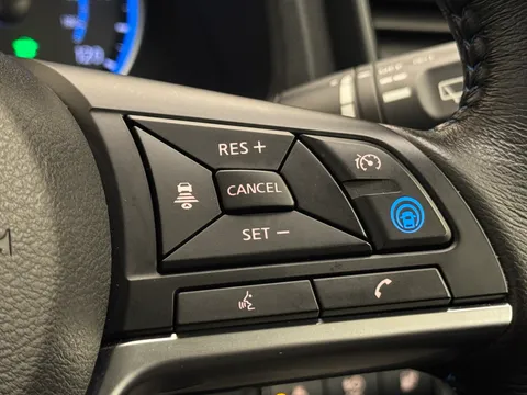 NL22WXJ Nissan LEAF 160kW e+ Tekna 59kWh 5dr Auto Thumbnail #25