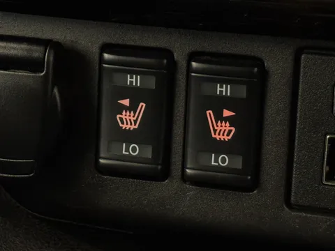 NL22WXJ Nissan LEAF 160kW e+ Tekna 59kWh 5dr Auto Thumbnail #29