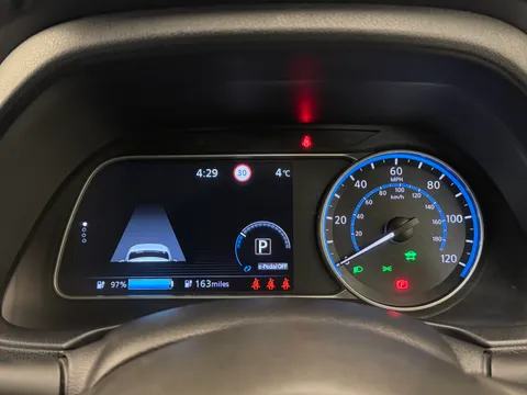 NL22WXJ Nissan LEAF 160kW e+ Tekna 59kWh 5dr Auto Thumbnail #30