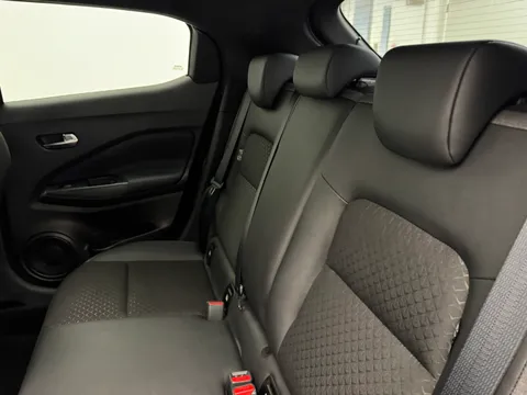 OE74VJK Nissan Juke 1.0 DiG-T N-Connecta 5dr Thumbnail #12