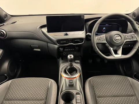 OE74VJK Nissan Juke 1.0 DiG-T N-Connecta 5dr Thumbnail #3