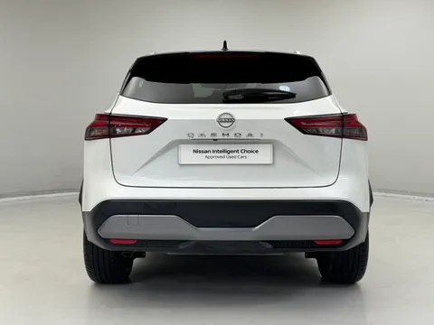 PK23XAR Nissan Qashqai 1.3 DiG-T MH N-Connecta [Glass Roof] 5dr Thumbnail #8