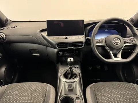 OW74DFY Nissan Juke 1.0 DiG-T N-Connecta 5dr Thumbnail #3