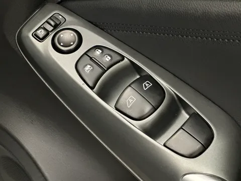 OW74DFY Nissan Juke 1.0 DiG-T N-Connecta 5dr Thumbnail #21