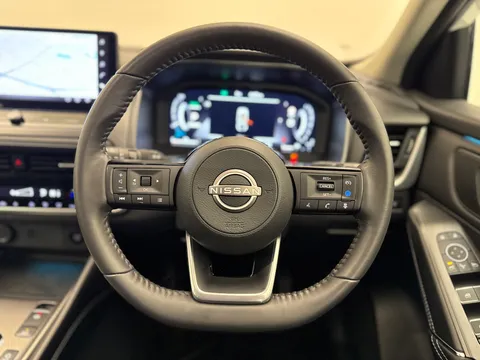 DT74UBO Nissan Qashqai 1.5 E-Power N-Connecta 5dr Auto Thumbnail #3