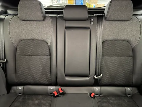 DT74UBJ Nissan Qashqai 1.5 E-Power N-Connecta 5dr Auto Thumbnail #17