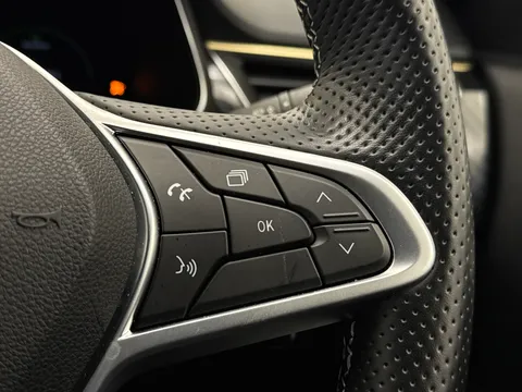 23 of 35 for Renault ARKANA 1.6 E-Tech full hybrid 145 Engineered 5dr Auto