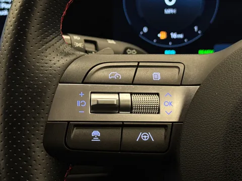 EN74UKG Hyundai Kona 1.6 Hybrid 129 N Line S 5dr DCT Thumbnail #14