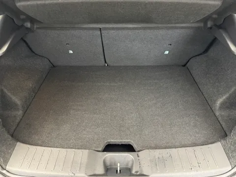 DY23SYT Nissan Juke 1.0 DiG-T 114 N-Connecta 5dr Thumbnail #10