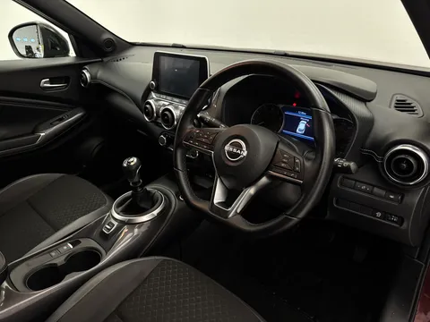 DY23SYT Nissan Juke 1.0 DiG-T 114 N-Connecta 5dr Thumbnail #20