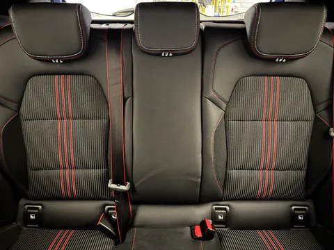 16 of 31 for Renault Clio 1.0 TCe 100 RS Line 5dr