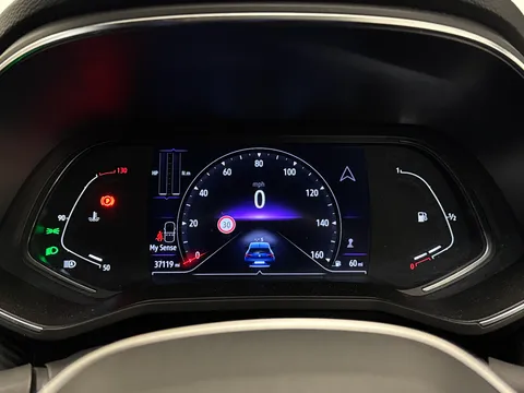 26 of 31 for Renault Clio 1.0 TCe 100 RS Line 5dr