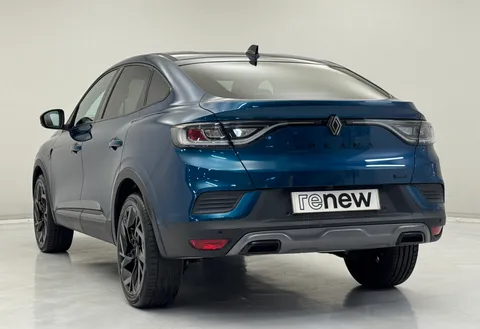 CF73HWD Renault ARKANA 1.6 E-Tech FHEV 145 Esprit Alpine 5dr Auto Thumbnail #6