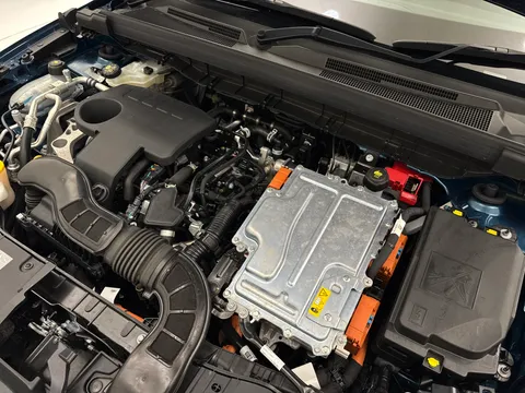 CF73HWD Renault ARKANA 1.6 E-Tech FHEV 145 Esprit Alpine 5dr Auto Thumbnail #28