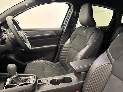 CF73HWD Renault ARKANA 1.6 E-Tech FHEV 145 Esprit Alpine 5dr Auto Thumbnail #29