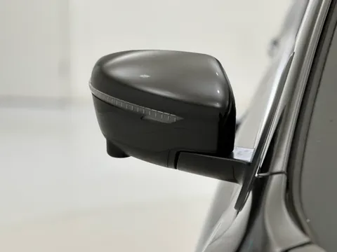 YC69WEF Nissan Qashqai 1.3 DiG-T N-Connecta 5dr Thumbnail #29