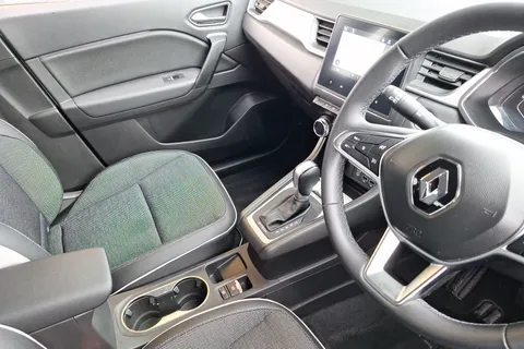 DN72VLT Renault Captur 1.6 E-Tech full hybrid 145 Techno 5dr Auto Thumbnail #13