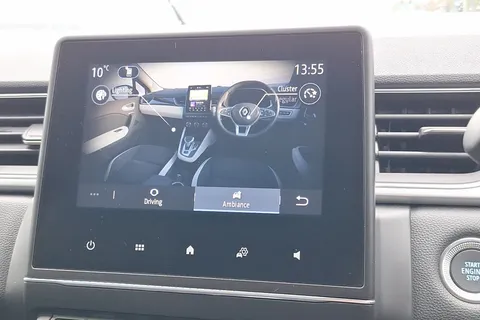 DN72VLT Renault Captur 1.6 E-Tech full hybrid 145 Techno 5dr Auto Thumbnail #39