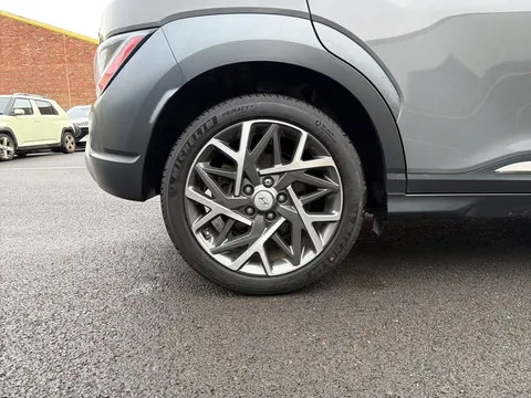 DN23HKE Hyundai Kona 1.6 GDi Hybrid Premium 5dr DCT Thumbnail #8