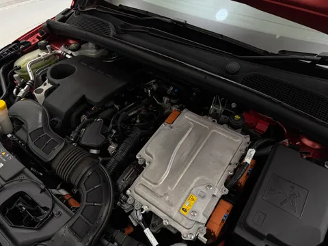 DL72BYB Renault Clio 1.6 E-TECH full hybrid 145 Techno 5dr Auto Thumbnail #28