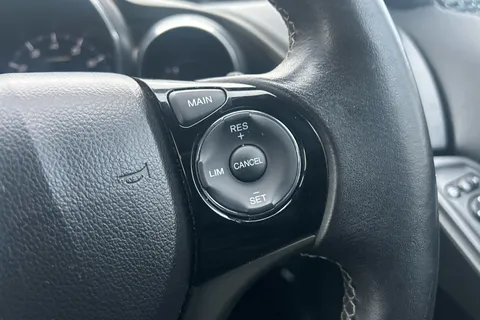 HX17VVK Honda Civic 1.8 i-VTEC SE Plus 5dr Auto [Nav] Thumbnail #19