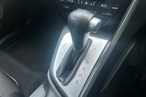 HX17VVK Honda Civic 1.8 i-VTEC SE Plus 5dr Auto [Nav] Thumbnail #23