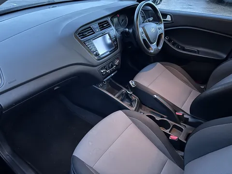 5 of 17 for HYUNDAI I20 1.0T GDI Turbo Edition 5dr