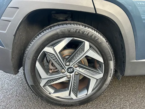 FD73EAW Hyundai Tucson 1.6 TGDi Plug-in Hybrid Ultimate 5dr 4WD Auto Thumbnail #30
