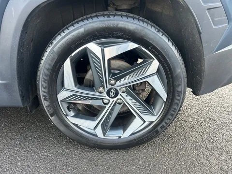 FD73EAW Hyundai Tucson 1.6 TGDi Plug-in Hybrid Ultimate 5dr 4WD Auto Thumbnail #31