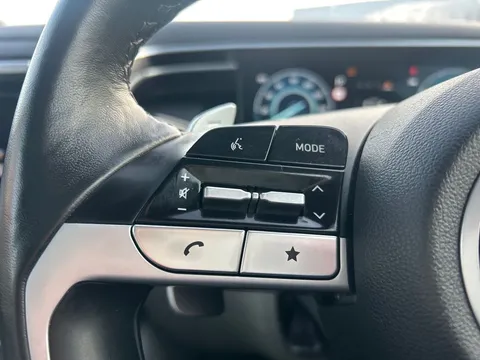 FD73EAW Hyundai Tucson 1.6 TGDi Plug-in Hybrid Ultimate 5dr 4WD Auto Thumbnail #35