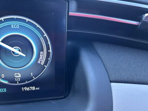 FD73EAW Hyundai Tucson 1.6 TGDi Plug-in Hybrid Ultimate 5dr 4WD Auto Thumbnail #17