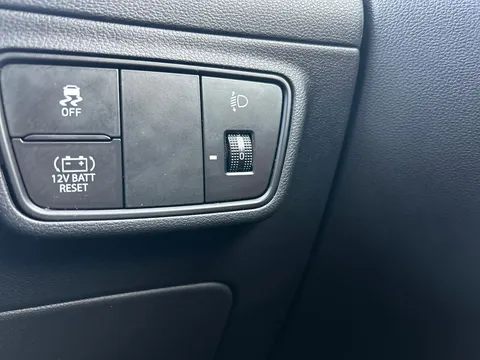 EO23VTJ Hyundai Tucson 1.6 TGDi Hybrid 230 SE Connect 5dr 2WD Auto Thumbnail #22