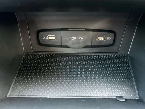 EO23VTJ Hyundai Tucson 1.6 TGDi Hybrid 230 SE Connect 5dr 2WD Auto Thumbnail #30