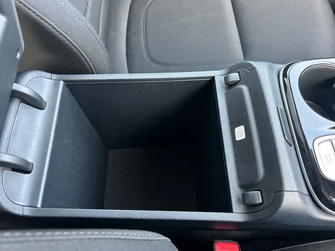 EO23VTJ Hyundai Tucson 1.6 TGDi Hybrid 230 SE Connect 5dr 2WD Auto Thumbnail #32