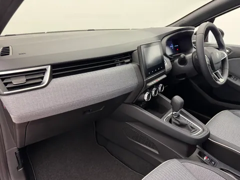 DT25XXA Renault Clio 1.6 E-TECH full hybrid 145 Techno 5dr Auto Thumbnail #21