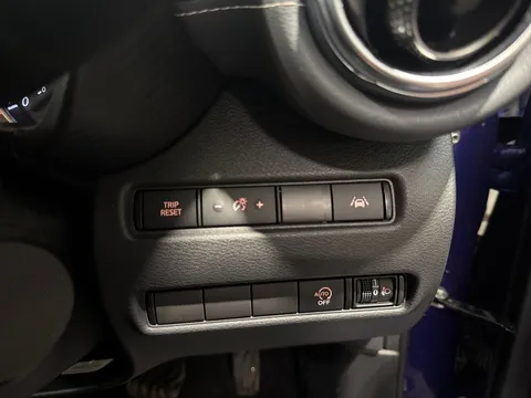 SC22XVR Nissan Juke 1.0 DiG-T 114 N-Connecta 5dr DCT Thumbnail #24