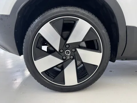 CF72NVO Volvo XC40 170kW Recharge Ultimate 69kWh 5dr Auto Thumbnail #21