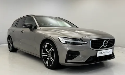 KP19WRA Volvo V60 2.0 D4 [190] R DESIGN Pro 5dr Thumbnail #1