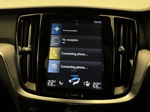 KP19WRA Volvo V60 2.0 D4 [190] R DESIGN Pro 5dr Thumbnail #20