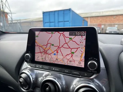 YA73VUM Nissan Juke 1.6 Hybrid N-Connecta 5dr Auto Thumbnail #14