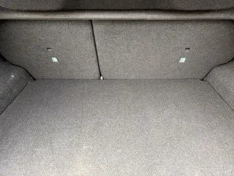 YA73VUM Nissan Juke 1.6 Hybrid N-Connecta 5dr Auto Thumbnail #19