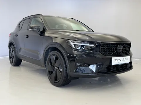 RA74CXX Volvo XC40 2.0 B4P Ultra Black Edition 5dr Auto Thumbnail #1