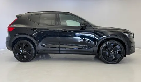RA74CXX Volvo XC40 2.0 B4P Ultra Black Edition 5dr Auto Thumbnail #6
