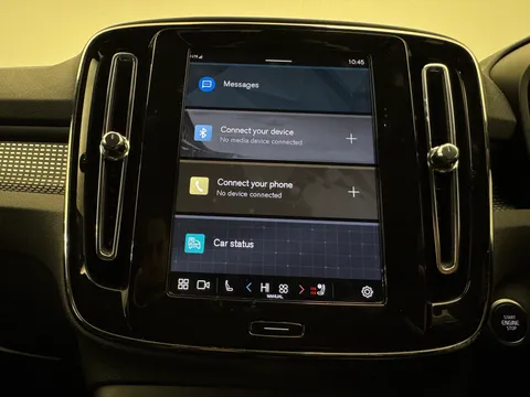 RA74CXX Volvo XC40 2.0 B4P Ultra Black Edition 5dr Auto Thumbnail #25