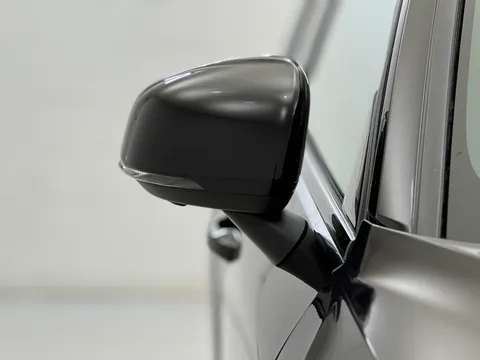 RA74CXX Volvo XC40 2.0 B4P Ultra Black Edition 5dr Auto Thumbnail #31