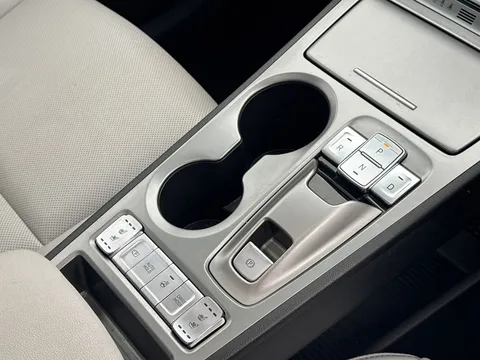 PY72GXB Hyundai Kona 150kW Ultimate 64kWh 5dr Auto Thumbnail #17