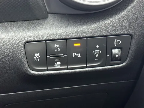 PY72GXB Hyundai Kona 150kW Ultimate 64kWh 5dr Auto Thumbnail #31