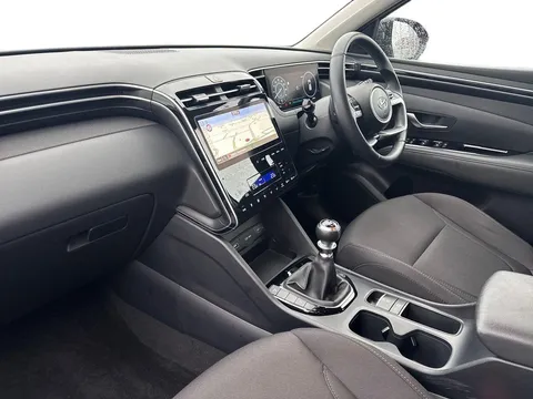 SM72LLR Hyundai Tucson 1.6 TGDi SE Connect 5dr 2WD Thumbnail #8